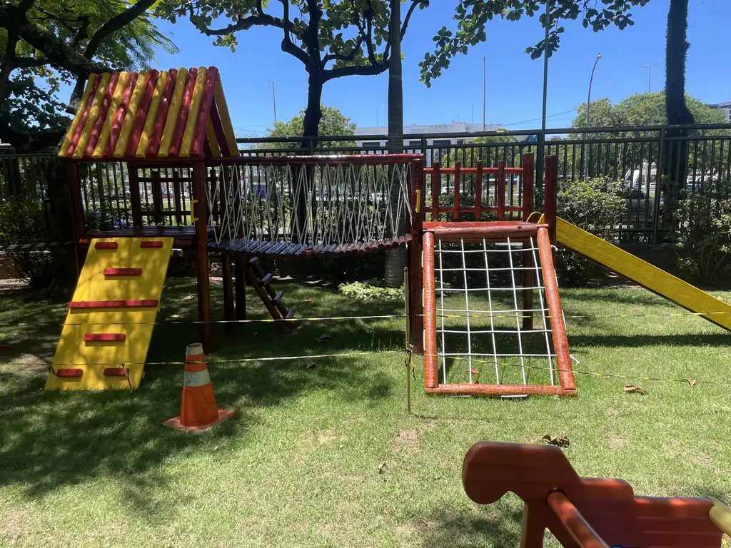 Playground PHD — playground completo condominio gramado