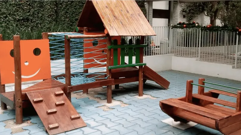 Astropicalia playground de madeira PHD