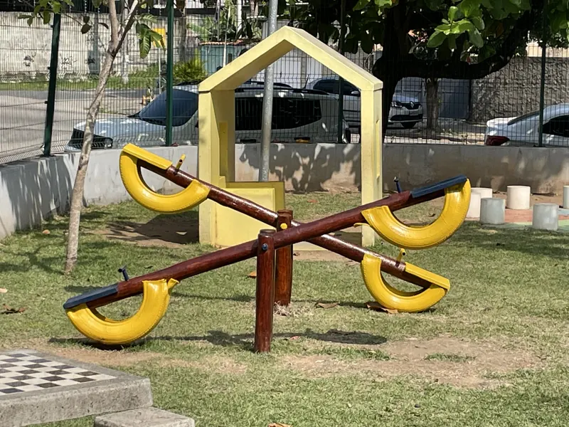 Gangorra — acessório para espaço kids de restaurante