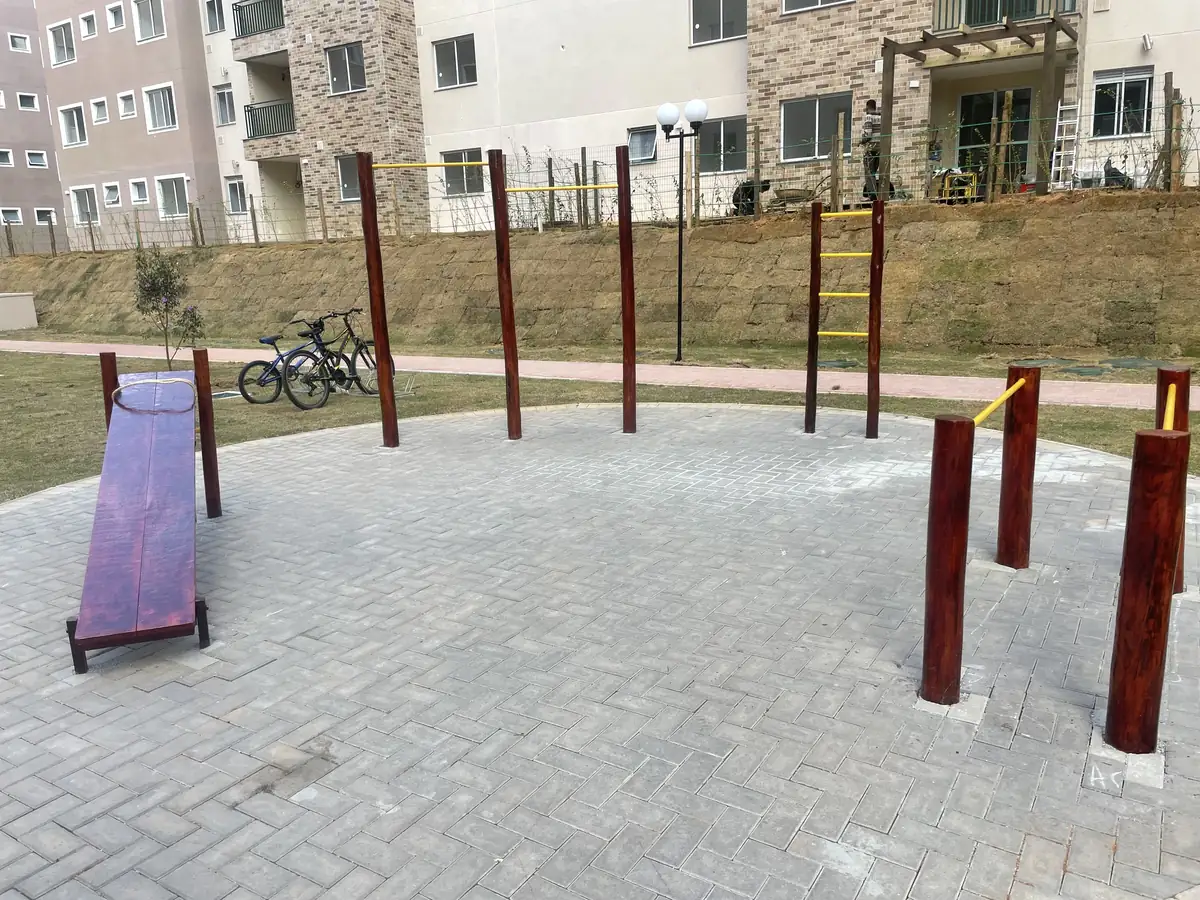 Instalação de pergolado de madeira PHD Playground