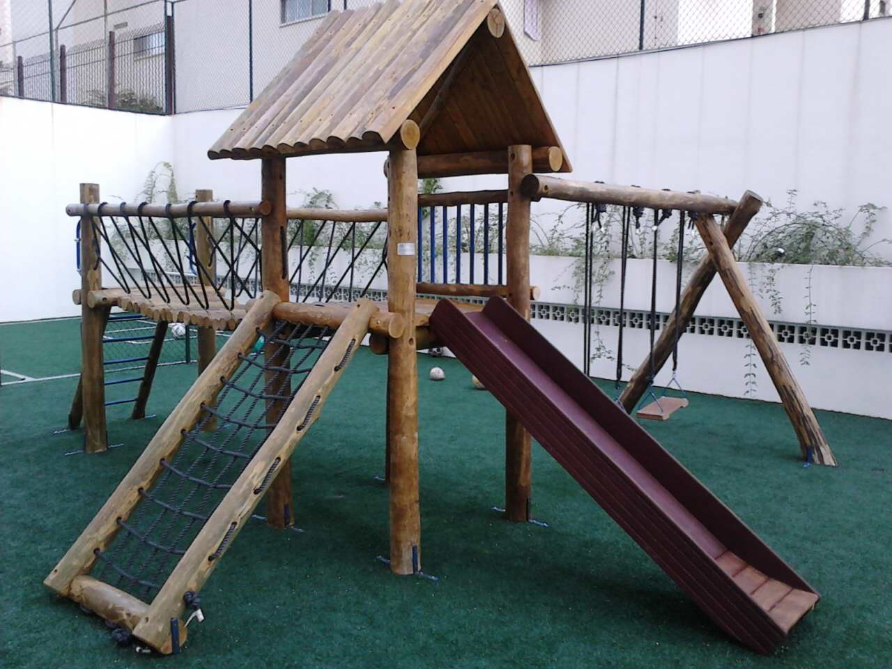 casa do tarzan em madeira natural playground de madeira infantil